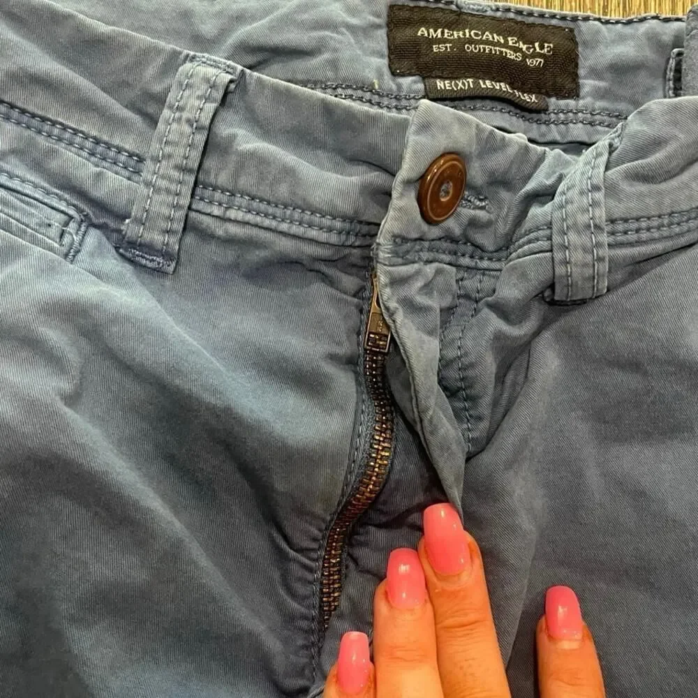 American Eagle Chino Shorts Mid Rise Flat Front Next Level Stretch Blue Size 31